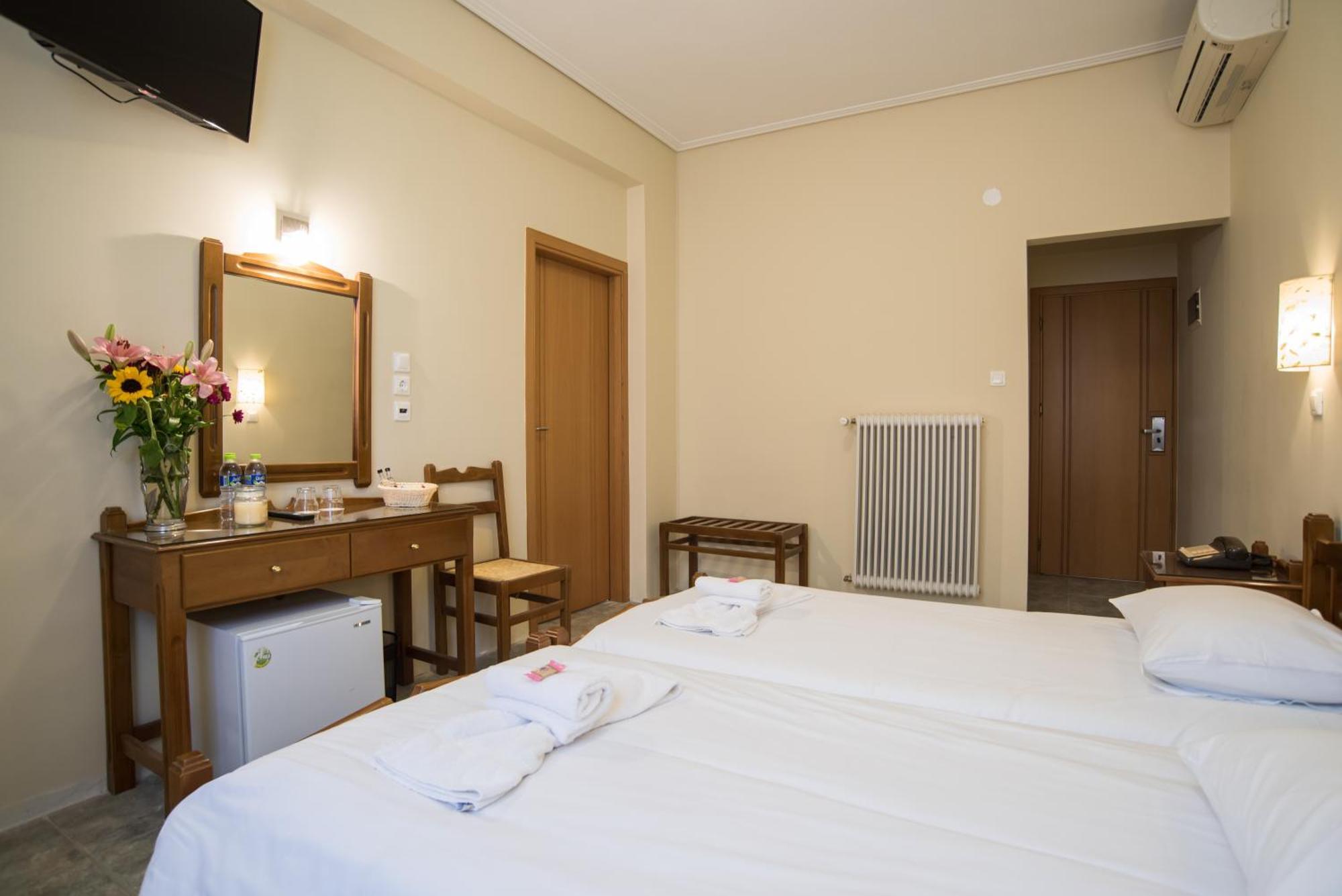 Tholos Hotel ذلفي المظهر الخارجي الصورة