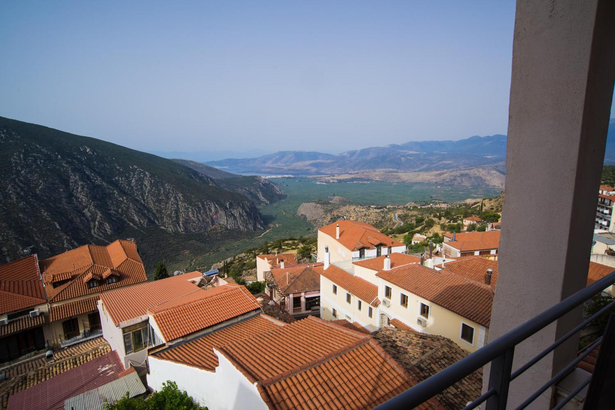 Tholos Hotel ذلفي المظهر الخارجي الصورة