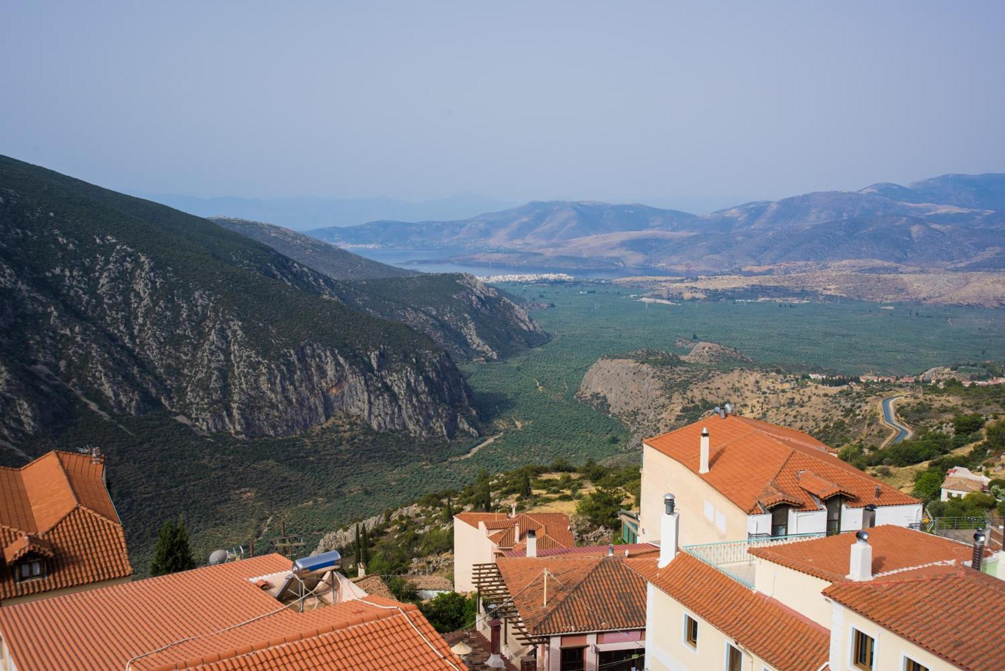 Tholos Hotel ذلفي المظهر الخارجي الصورة